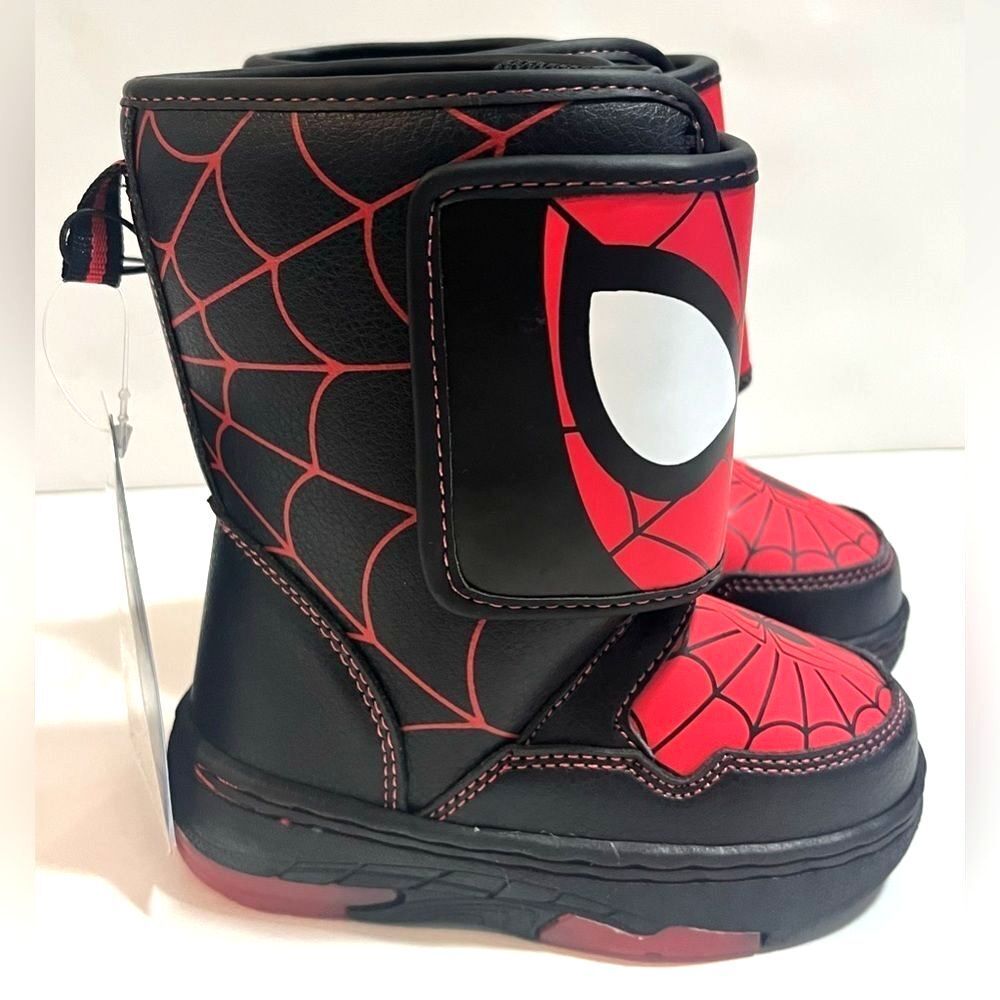Marvel Spider-Man Themed Kids Boys Warm Winter Velcro Light-Up Boots Size 6 - Picture 2 of 9